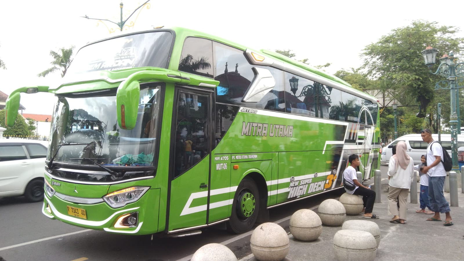 Armada travel kami 4